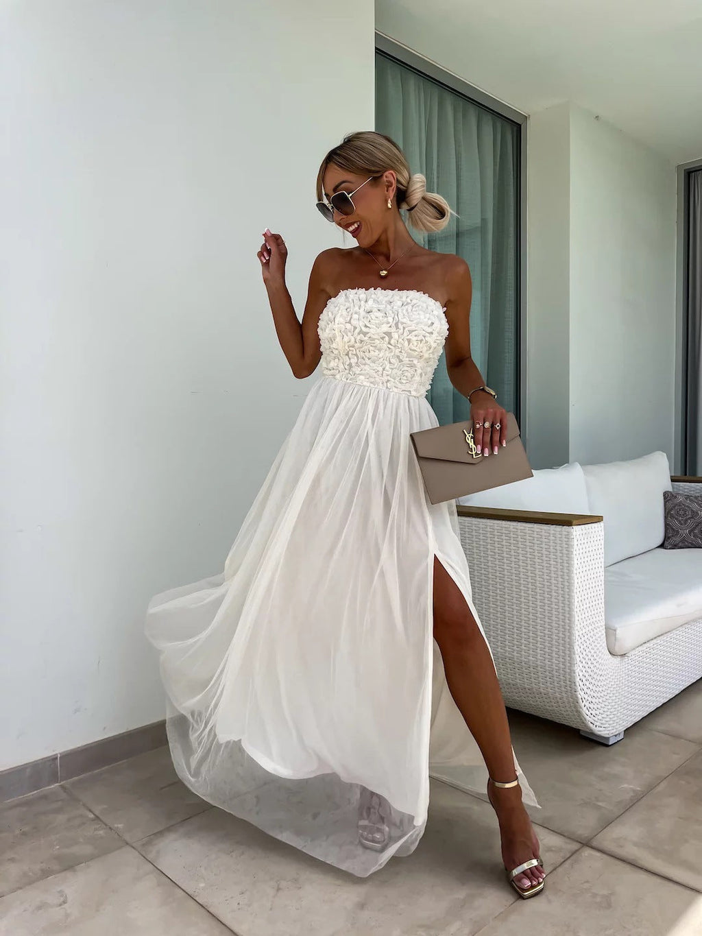 Classic Vintage Dress with a Flattering Fit