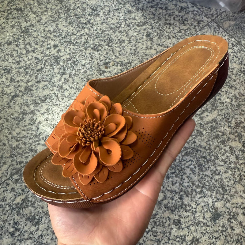 Chic Orthopedic Sandals with Unique Design