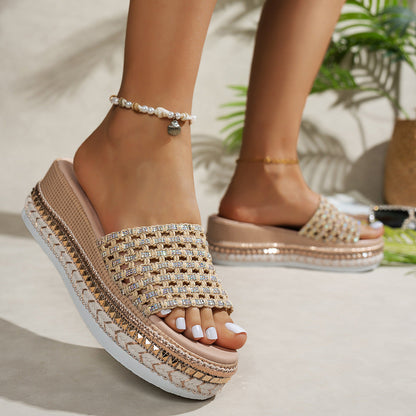 Chic Orthopedic Sandals with Unique Design