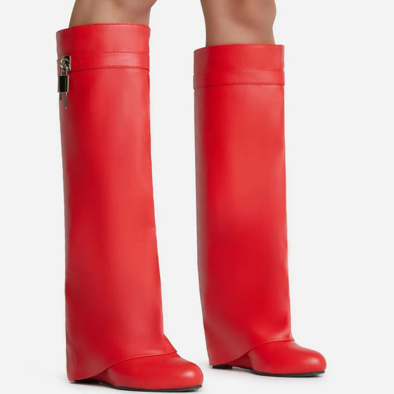 Graceful Orthopedic Boots for Modern Look