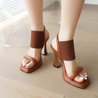 Graceful Orthopedic Sandals for Modern Look