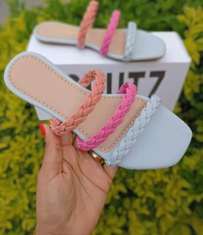 Graceful Orthopedic Sandals for Modern Look