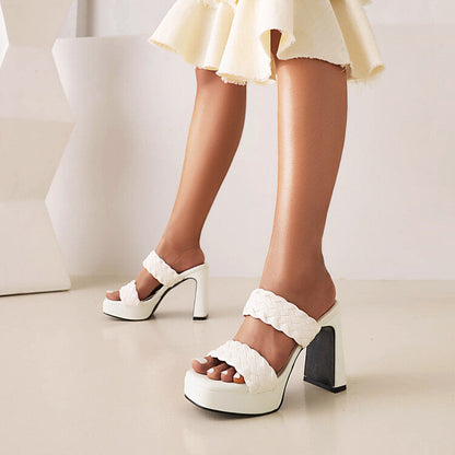 Chic Orthopedic Sandals with Unique Design