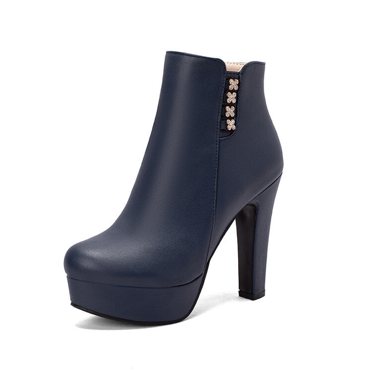 Graceful Orthopedic Boots for Modern Look