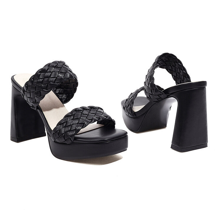 Chic Orthopedic Sandals with Unique Design