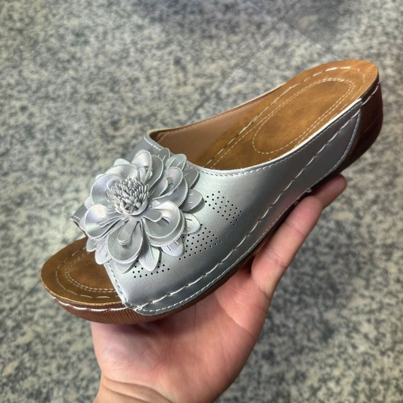 Chic Orthopedic Sandals with Unique Design