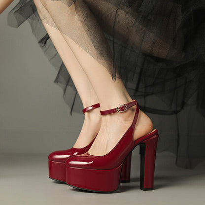 Chic Orthopedic Sandals with Unique Design