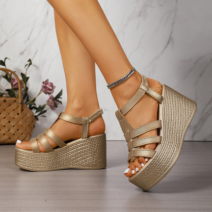 Graceful Orthopedic Sandals for Modern Look