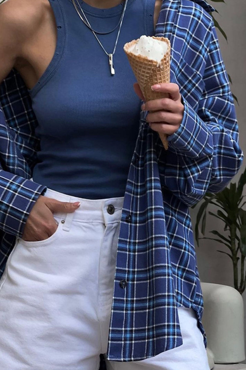 Classic Vintage Blouse with a Flattering Fit
