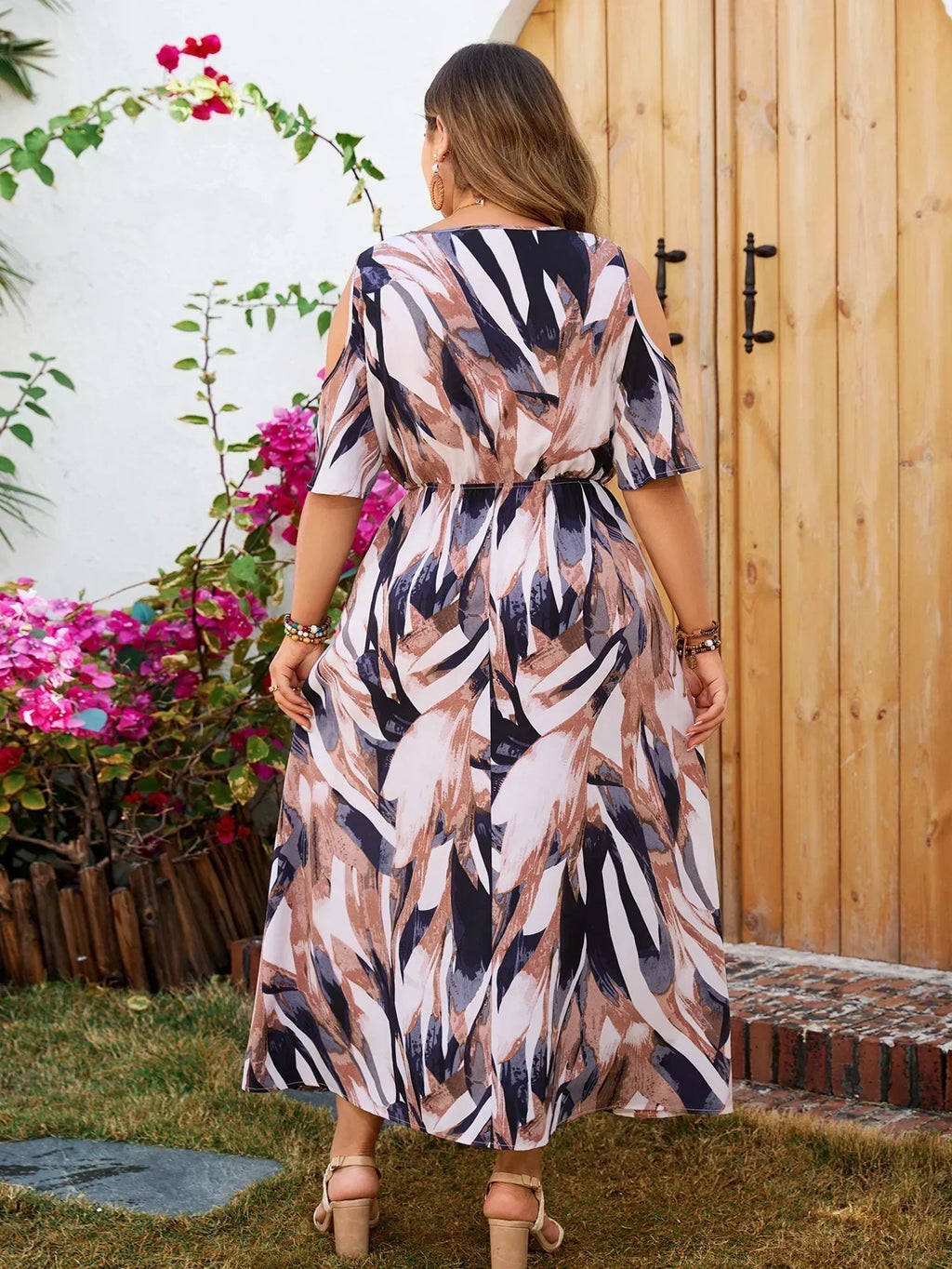 Gracefully Styled Dress for Any Occasion