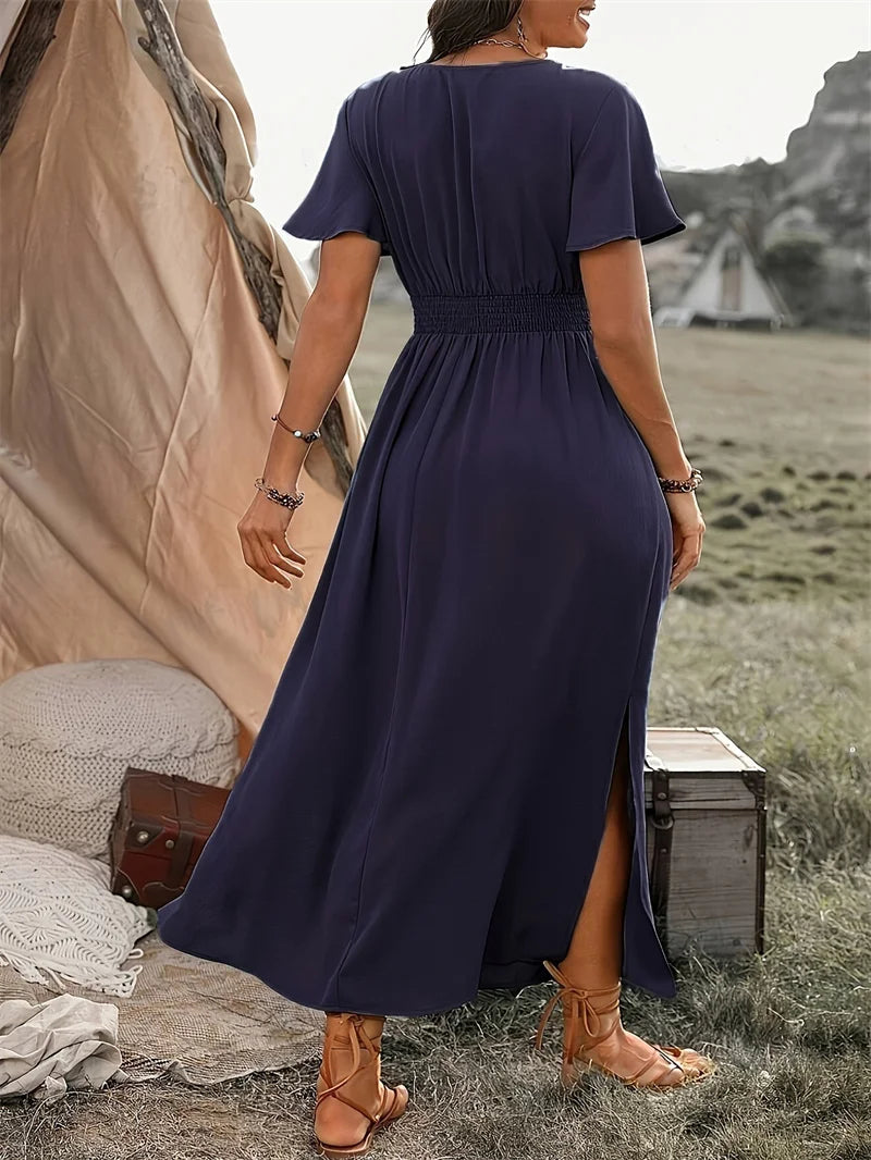 Sophisticated Dress with a Clean Classic Look
