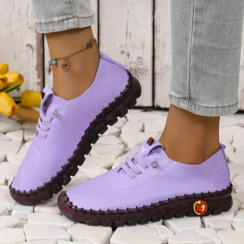 Classic Orthopedic Sneakers with Timeless Style