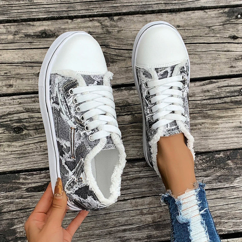 Classic Orthopedic Sneakers with Timeless Style