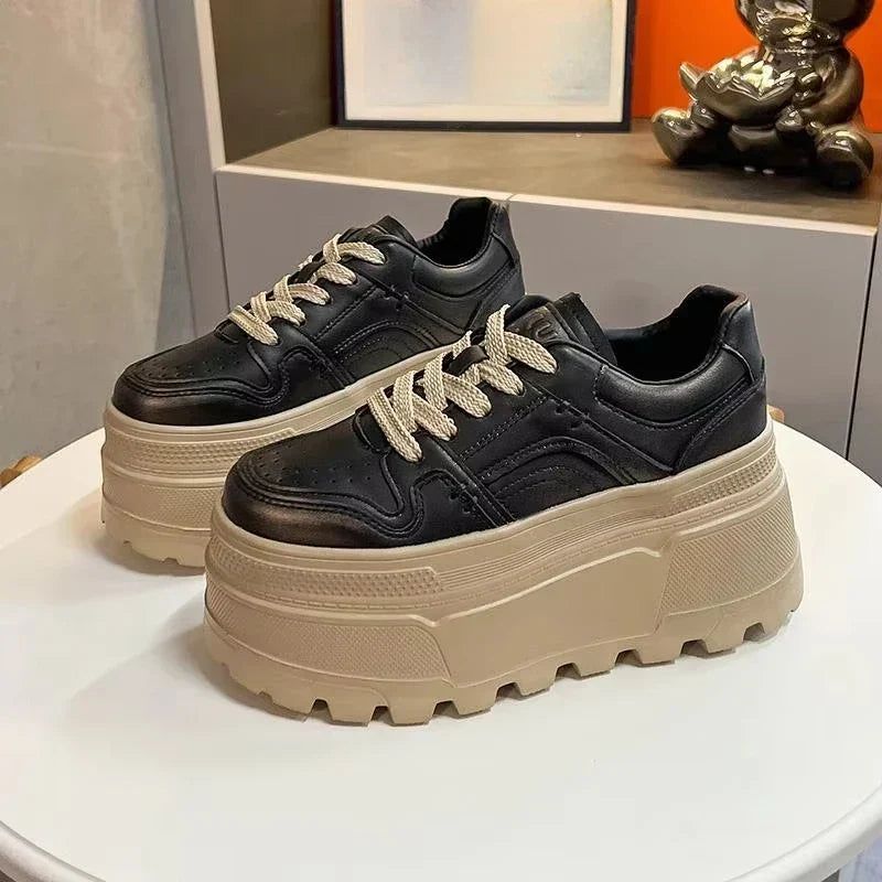 Classic Orthopedic Sneakers with Timeless Style