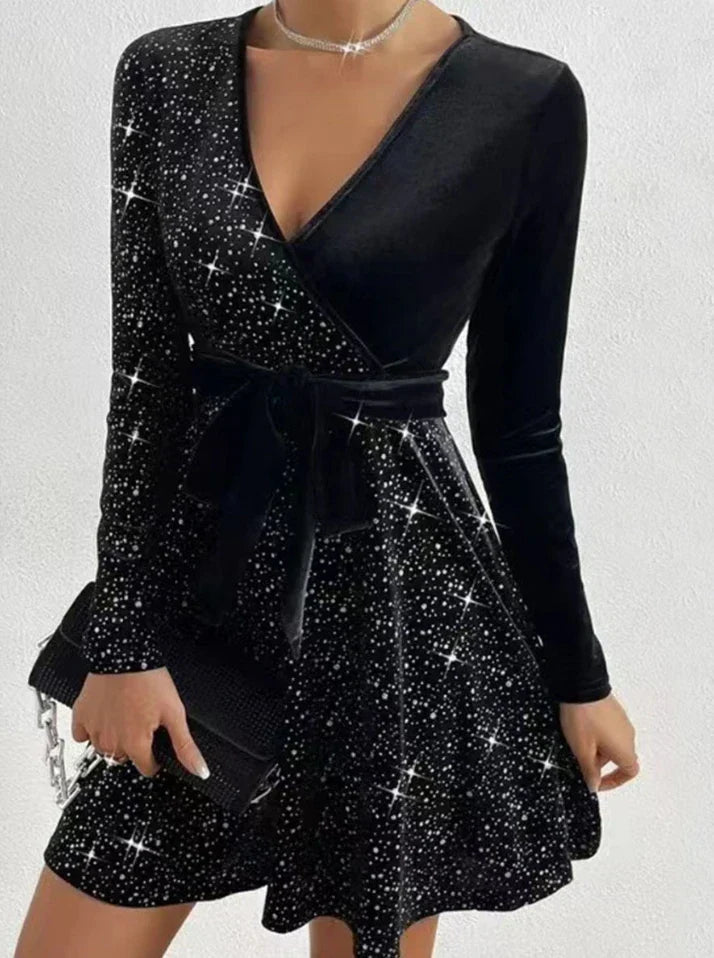 Effortlessly Elegant Dress with a Timeless Design