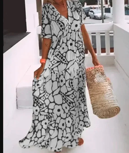 Timeless Vintage Style Dress