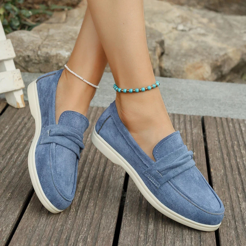 Chic Orthopedic Sneakers with Unique Design