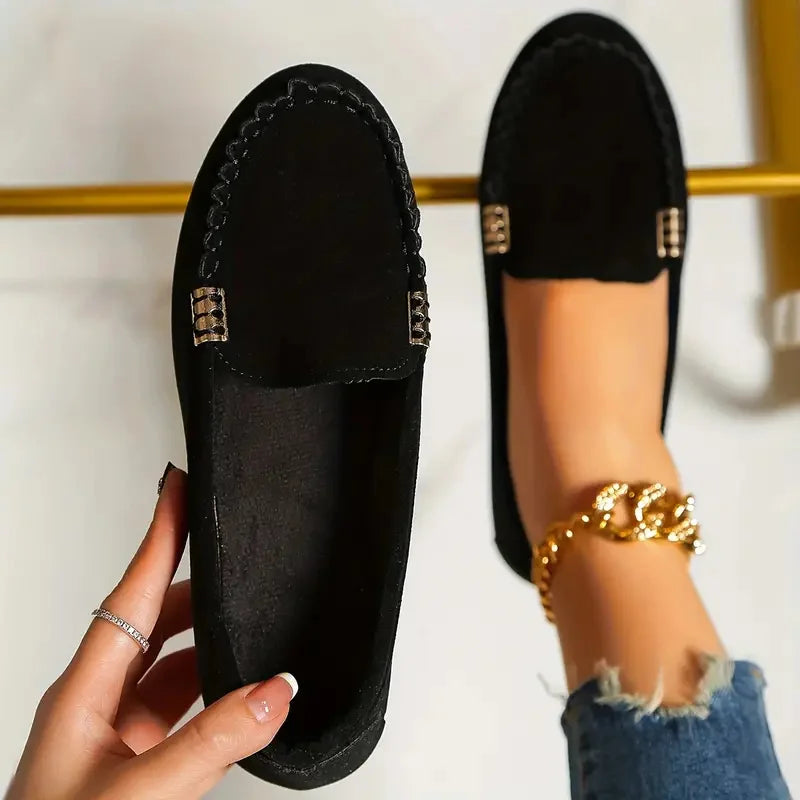 Classic Orthopedic Sneakers with Timeless Style