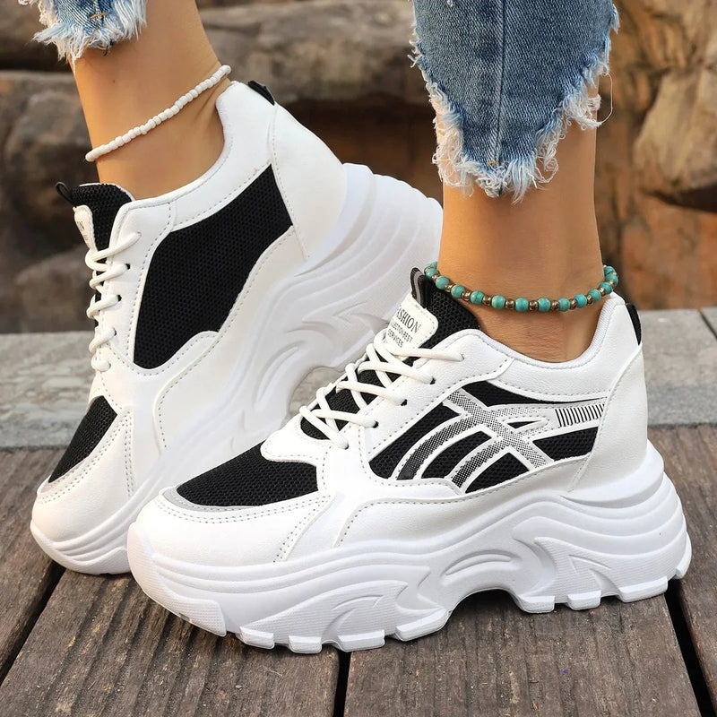 Classic Orthopedic Sneakers with Timeless Style