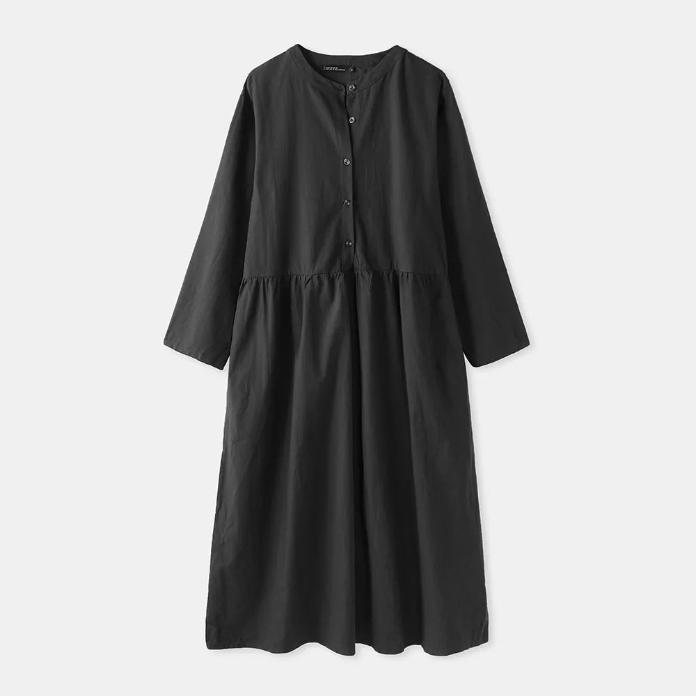 Classic Vintage Dress with a Flattering Fit