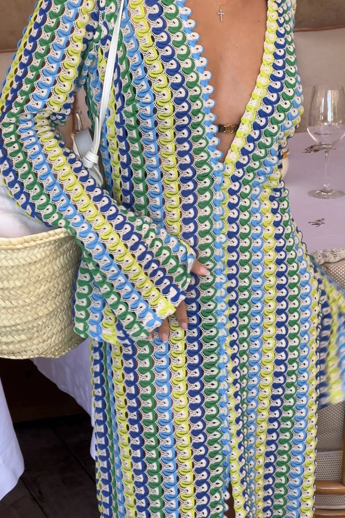 Effortlessly Elegant Dress with a Timeless Design