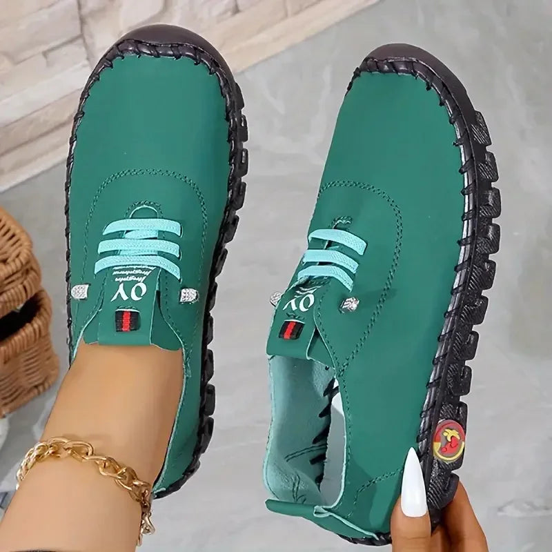 Classic Orthopedic Sneakers with Timeless Style