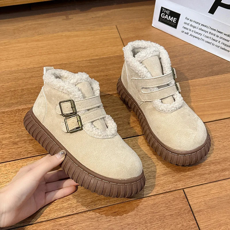 Graceful Orthopedic Boots for Modern Look