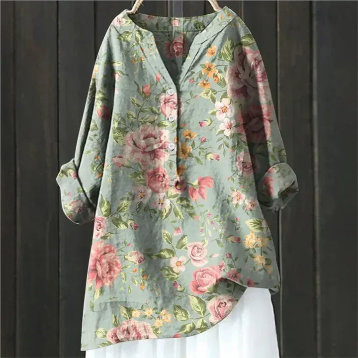 Well Tailored Blouse with a Graceful Silhouette
