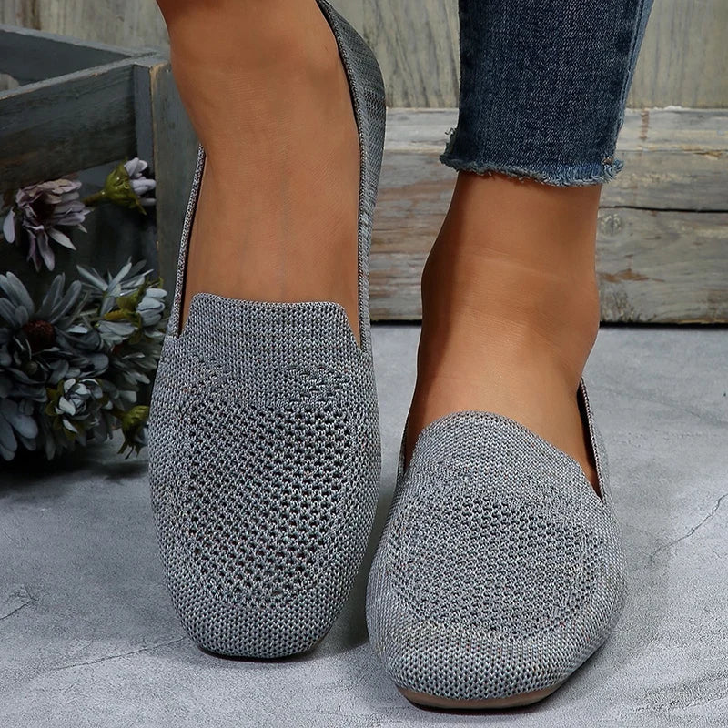Classic Orthopedic Sneakers with Timeless Style