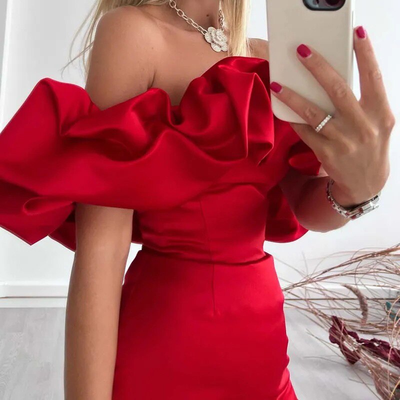 Elegantly Styled Dress for Everyday Wear