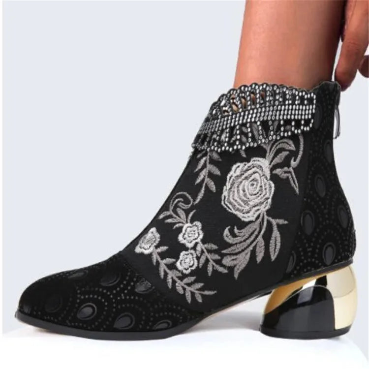 Graceful Orthopedic Boots for Modern Look