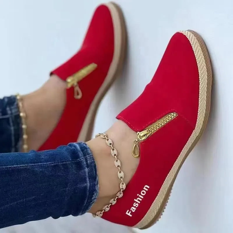Classic Orthopedic Sneakers with Timeless Style