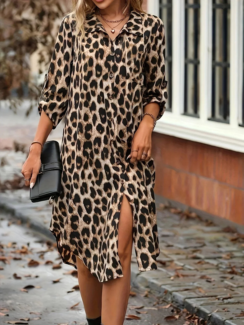 Classic Vintage Dress with a Flattering Fit