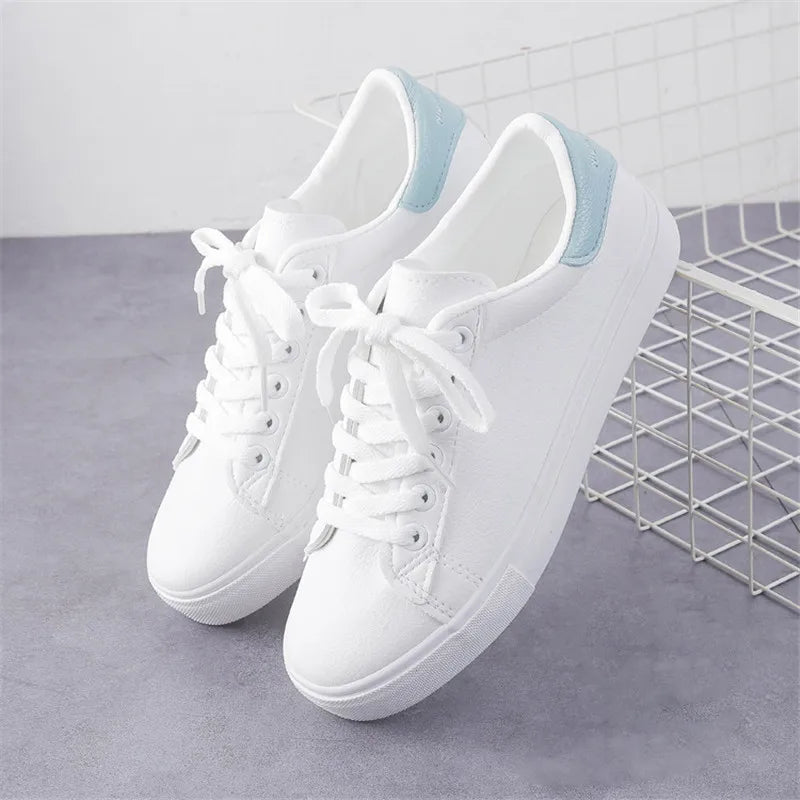 Classic Orthopedic Sneakers with Timeless Style