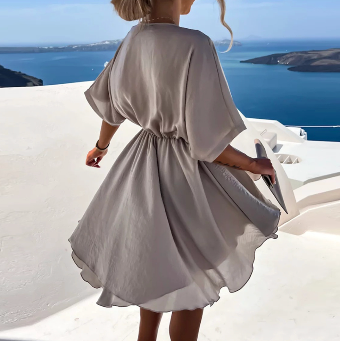 Beautifully Crafted Dress in a Classic Style