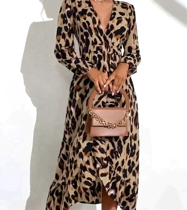 Elegantly Styled Dress for Everyday Wear
