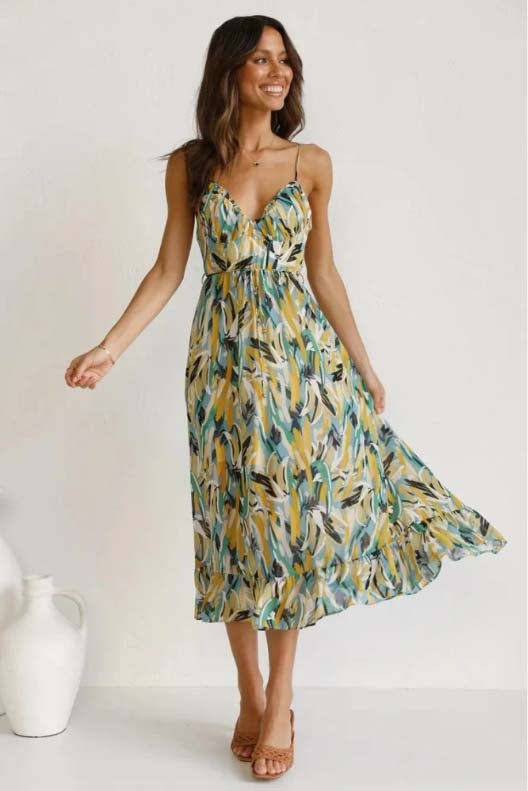 Effortlessly Elegant Dress with a Timeless Design