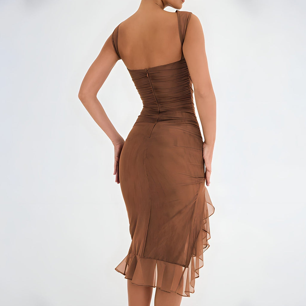 Effortlessly Elegant Dress with a Timeless Design