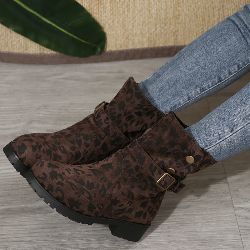 Graceful Orthopedic Boots for Modern Look
