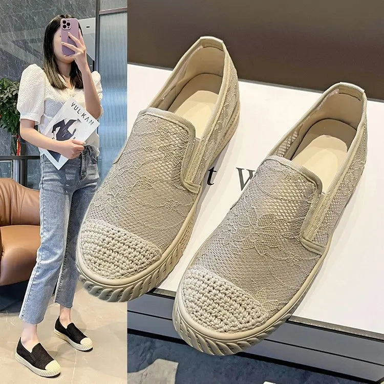 Classic Orthopedic Sneakers with Timeless Style