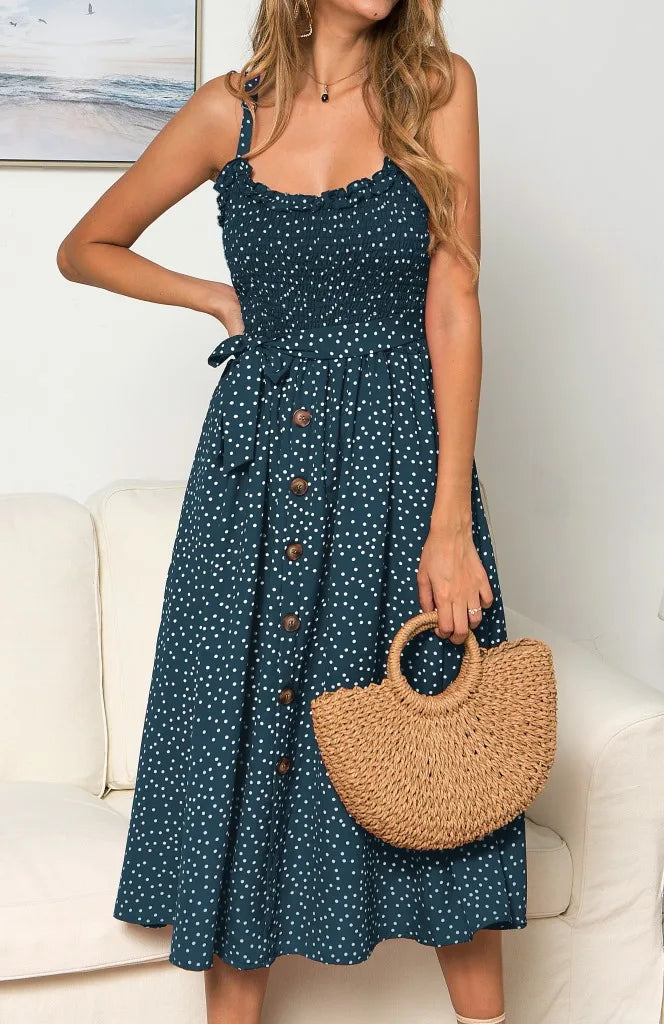 Gracefully Styled Dress for Any Occasion