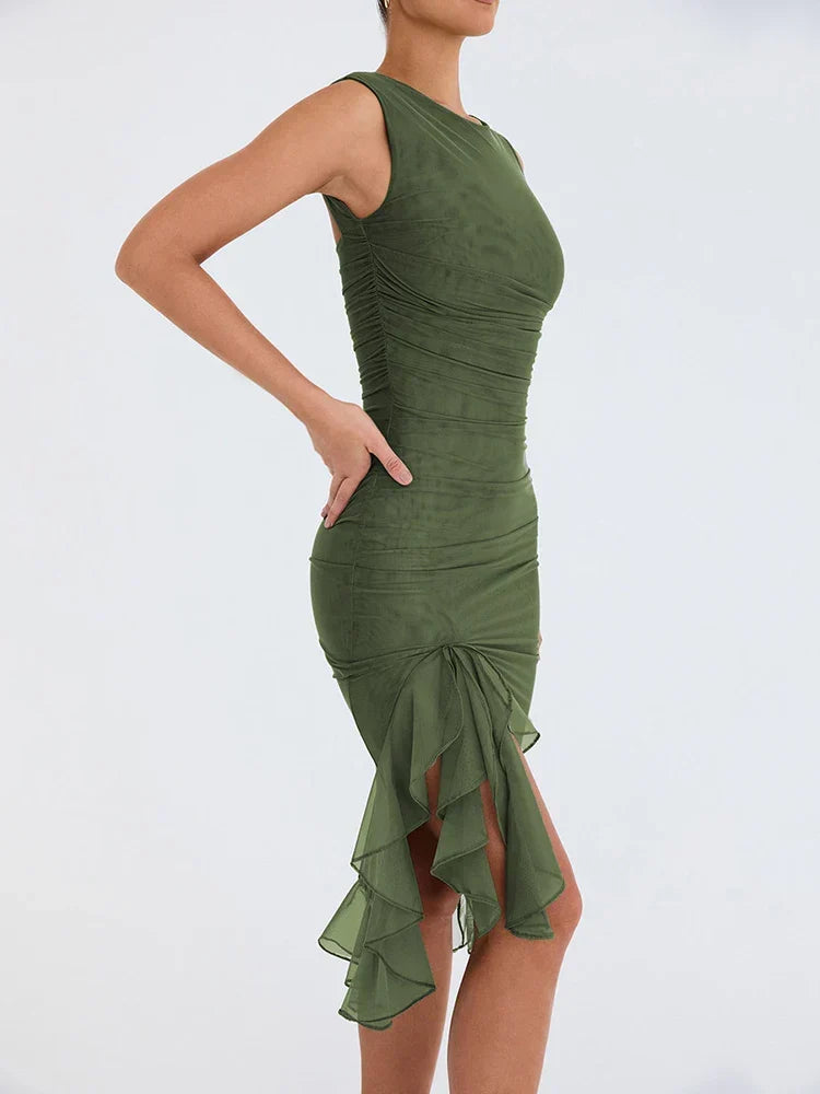 A Vintage Style Dress with Delicate Timeless Details