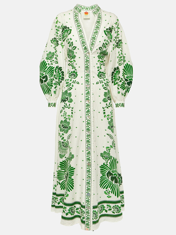Classic Vintage Dress with a Flattering Fit