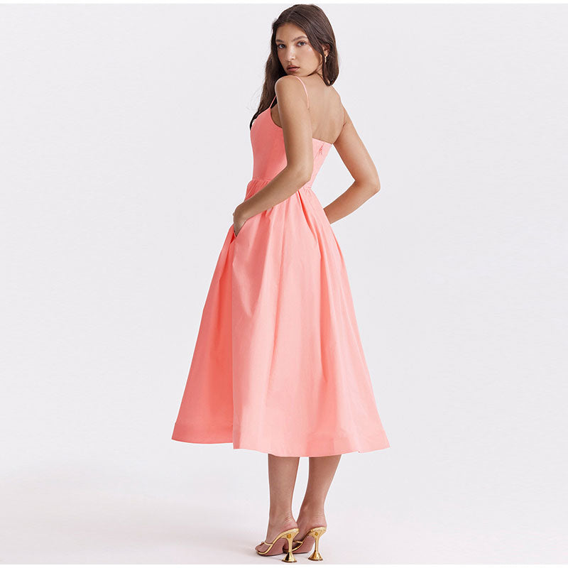 Beautifully Finished Dress in a Timeless Design