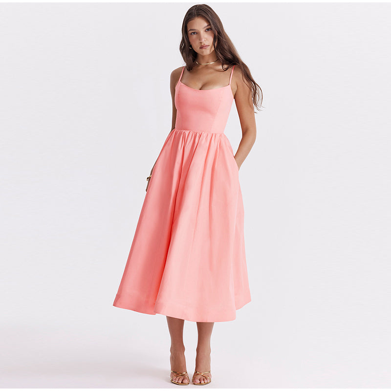 Effortlessly Elegant Dress with a Timeless Design