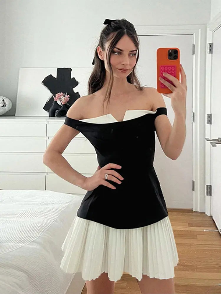 Effortlessly Elegant Dress with a Timeless Design