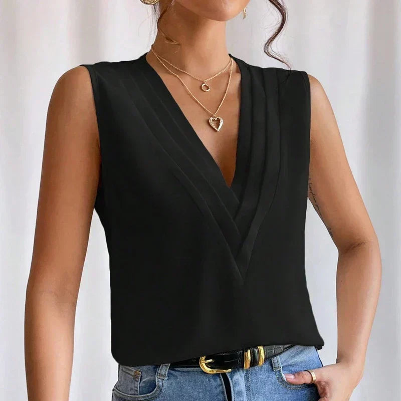 Beautifully Finished Blouse in a Timeless Design
