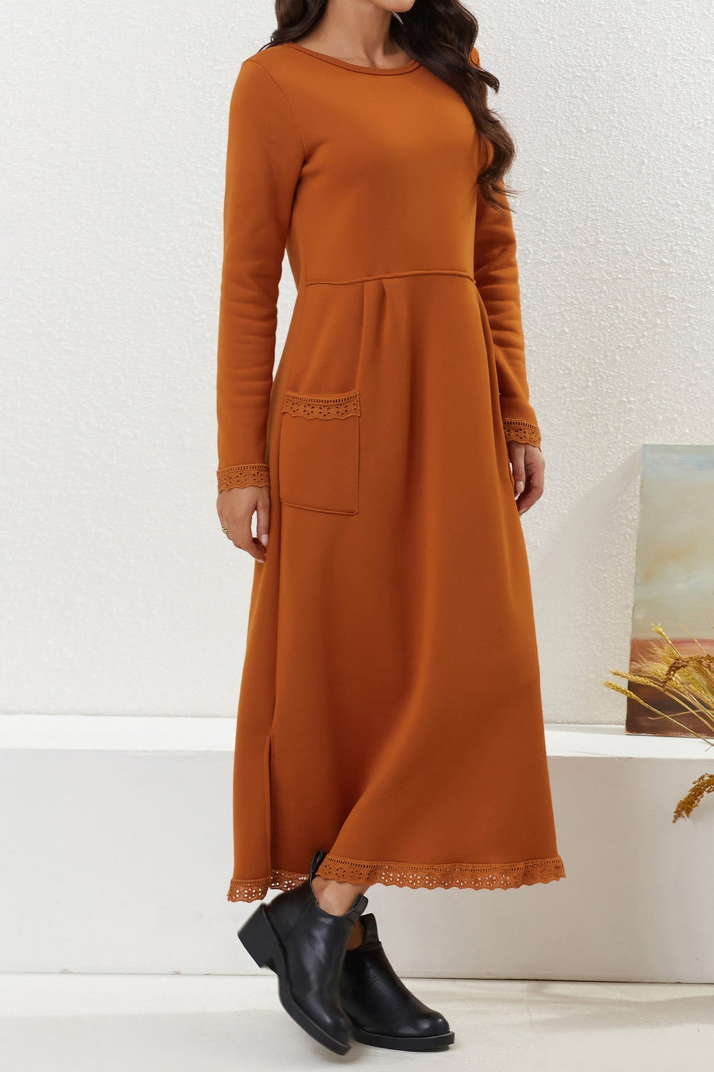 Beautifully Crafted Dress in a Classic Style