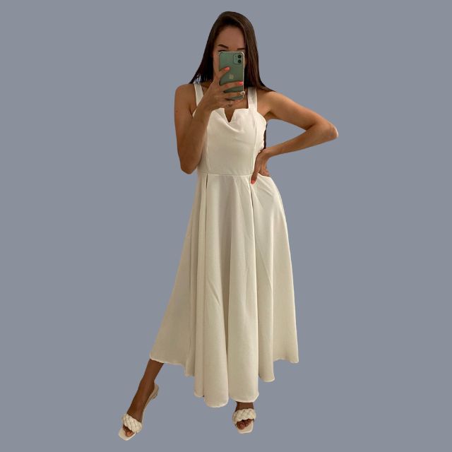 Polished Dress with an Effortless Classic Look