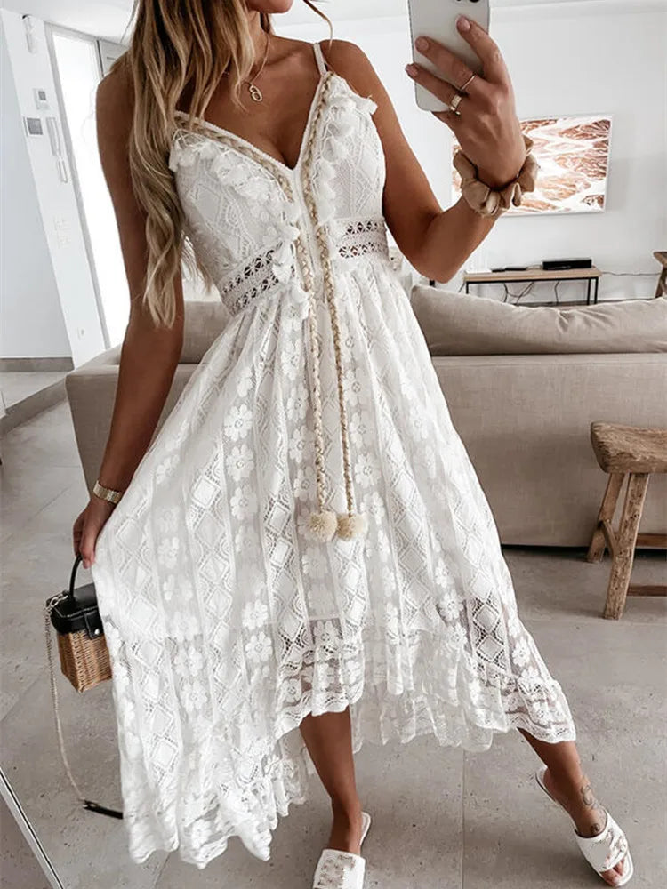 Beautifully Crafted Dress in a Classic Style
